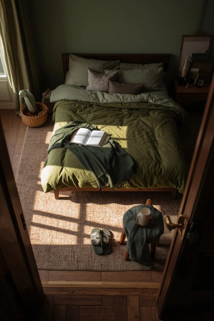 4. Add a Brown Rug Under a Green Bedroom Scheme